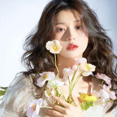 八岁清北卖鹅腿，校长叫我小孩哥